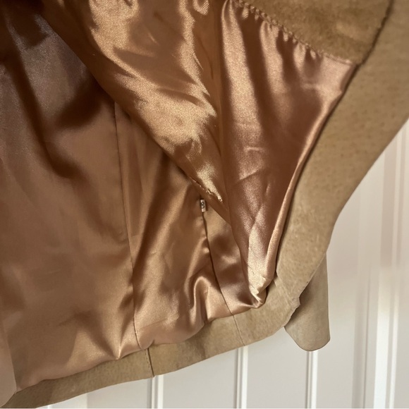 Vintage 100% Leather Tan Suede Jacket Size 4 VTG 90s - Picture 9 of 10